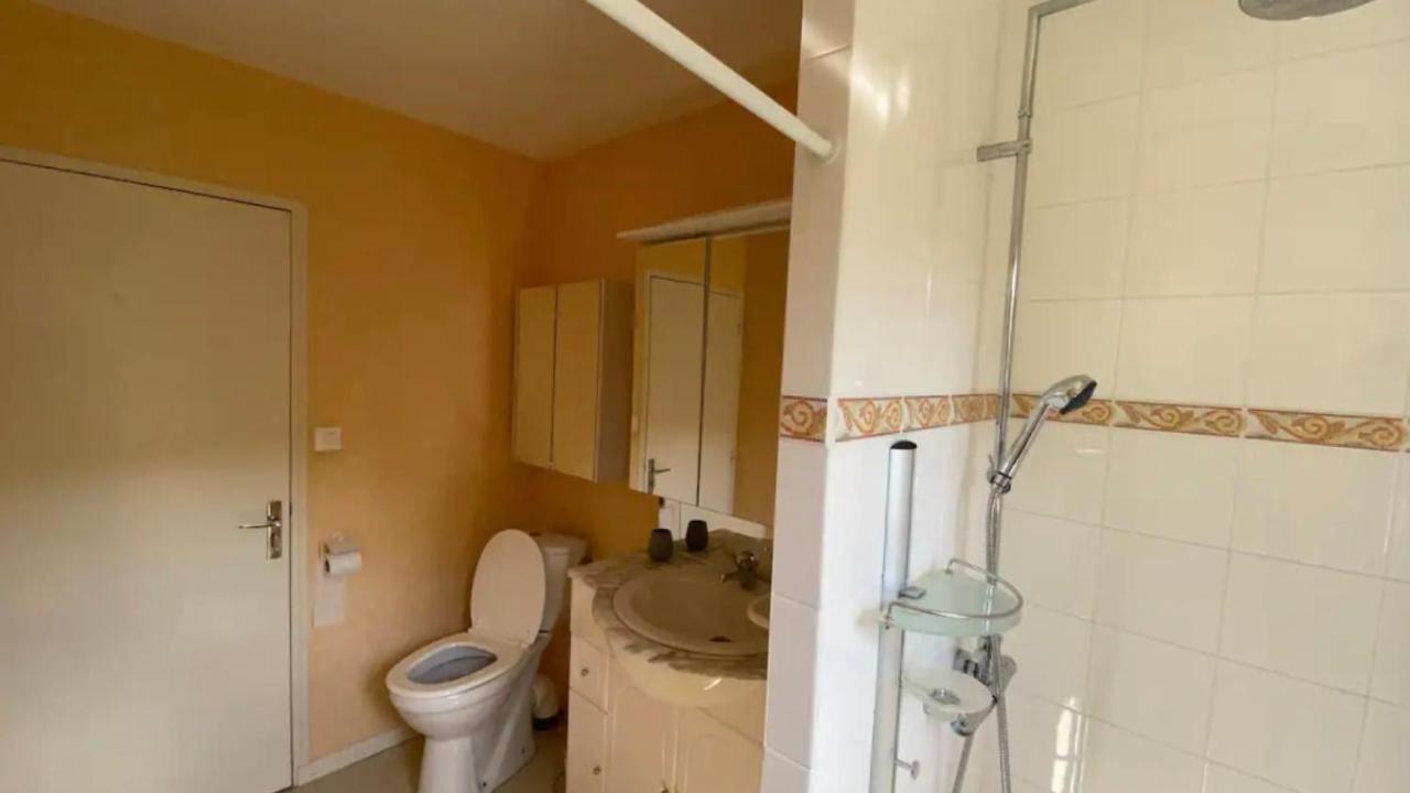 Appartement Aux Sources De La Chabanne Saint-Hilaire-les-Courbes Exteriör bild