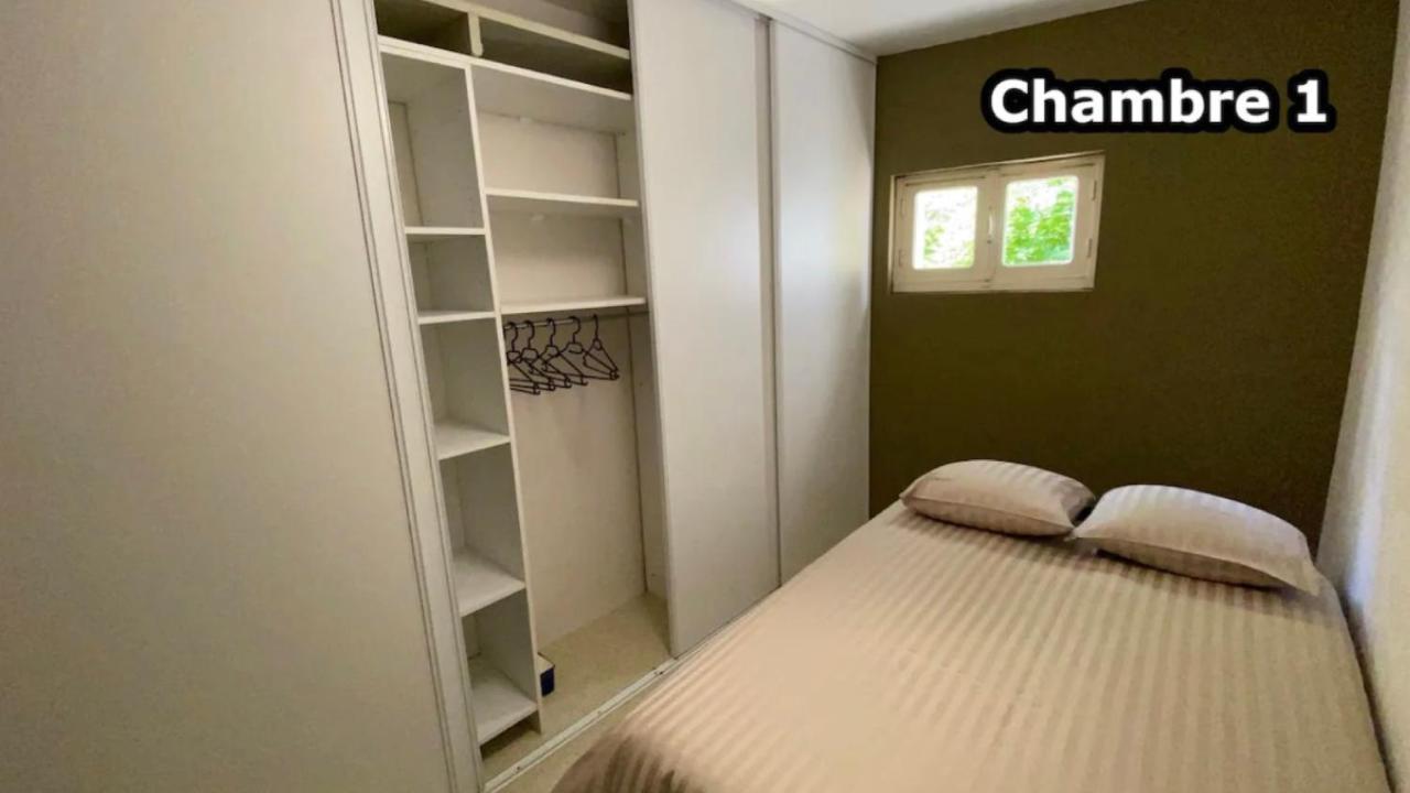 Appartement Aux Sources De La Chabanne Saint-Hilaire-les-Courbes Exteriör bild